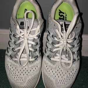 Nike running sneakers!! New!